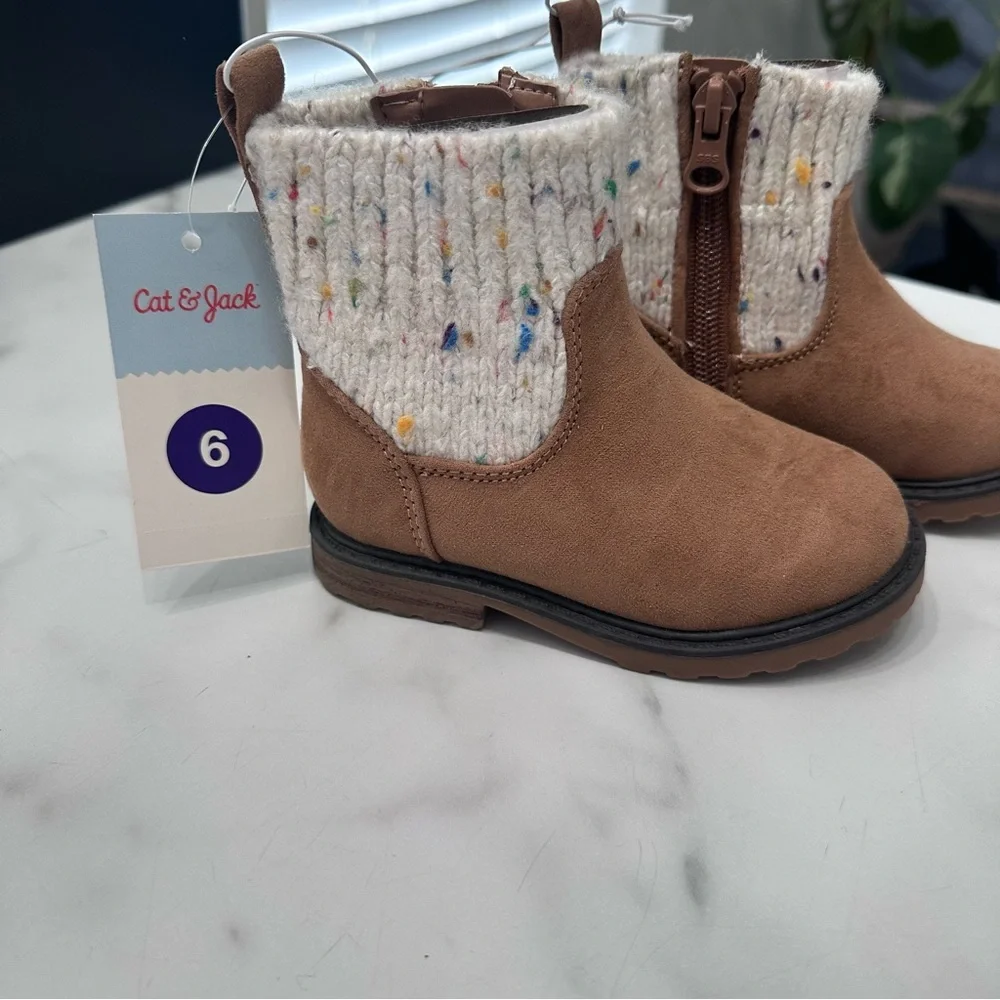 Cat & Jack Brown Ankle Boots with Knit Cuff‎ Size 6